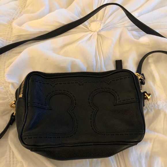 Tory Burch Handbags - Tory Burch Crossbody